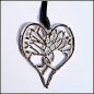 Preview: "Celtic Tree of Life Heart" am langen Textilband