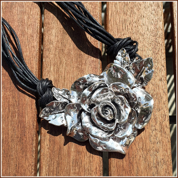 Collier "Große Rose Extravaganza"