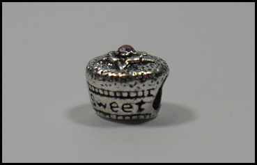 European Bead "Muffin - Sweet 16"