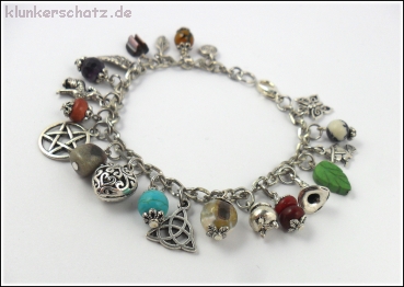 Auftragsarbeit nach Kundenwunsch - Bettelarmband "Little Witch"