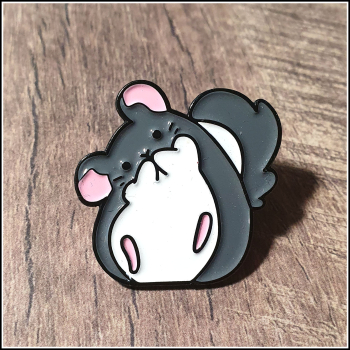 Pin "Chinchilla"