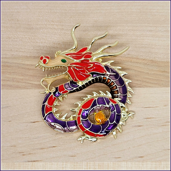 Brosche "Chinesischer Glücksdrache in Rotgold & Violett"