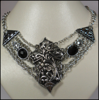 Collier "Großes Gothic Kreuz"