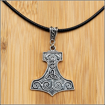 "Mjölnir" an schwarzer Textilkordel - 45 cm