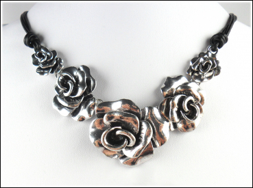 Collier "Fünf Rosen"