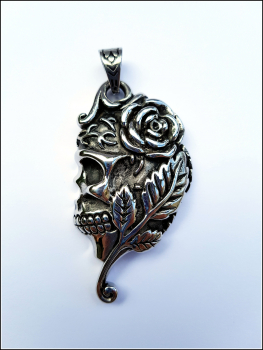 Großer Kettenanhänger "Rose Skull" aus Edelstahl - Einzelstück!