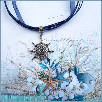 "Steuer" am marineblauen Halsband