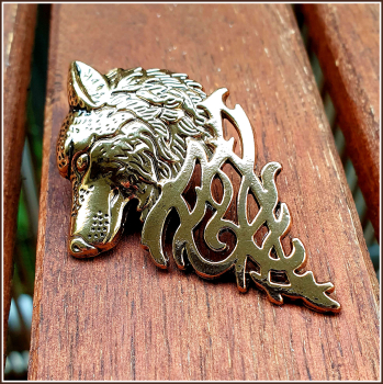 Pin "Keltischer Wolf" in Antikgold