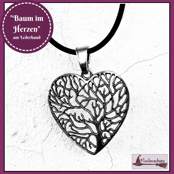 "Baum im Herzen" am Lederband