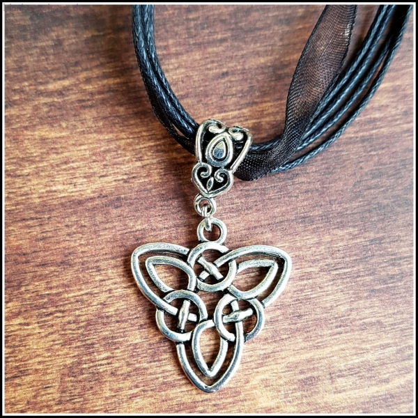 "Celtic Love" - Tribal am schwarzen Halsband