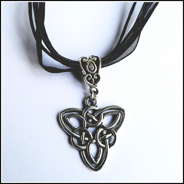 "Celtic Love" - Tribal am schwarzen Halsband