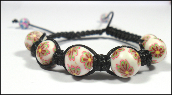 Shamballa-Armband "Clay-Ton-Blüten"