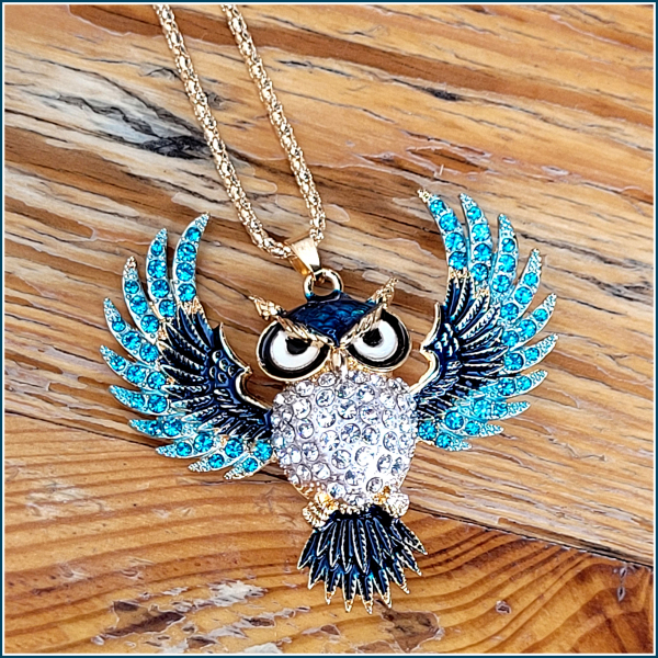 Halskette "Fliegende Eule" in Blau - 72 cm