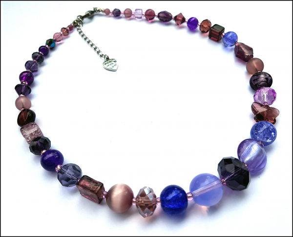 Halskette "Glasperlentraum" in Violett - 45 cm, plus Verlängerung