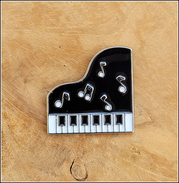 Pin "Piano"