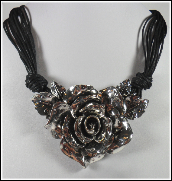 Collier "Große Rose Extravaganza"