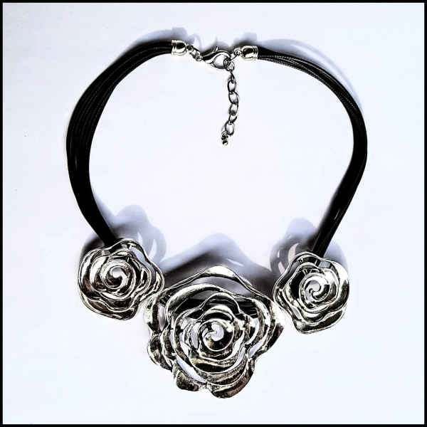 Collier "Drei Rosen"