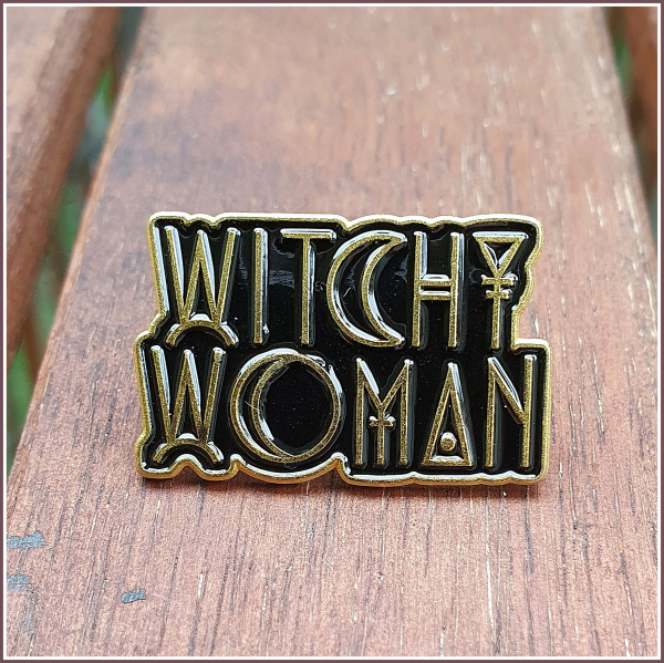 Pin "Witch Woman"