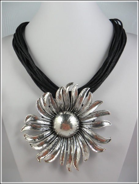 Collier "Wunschblume"